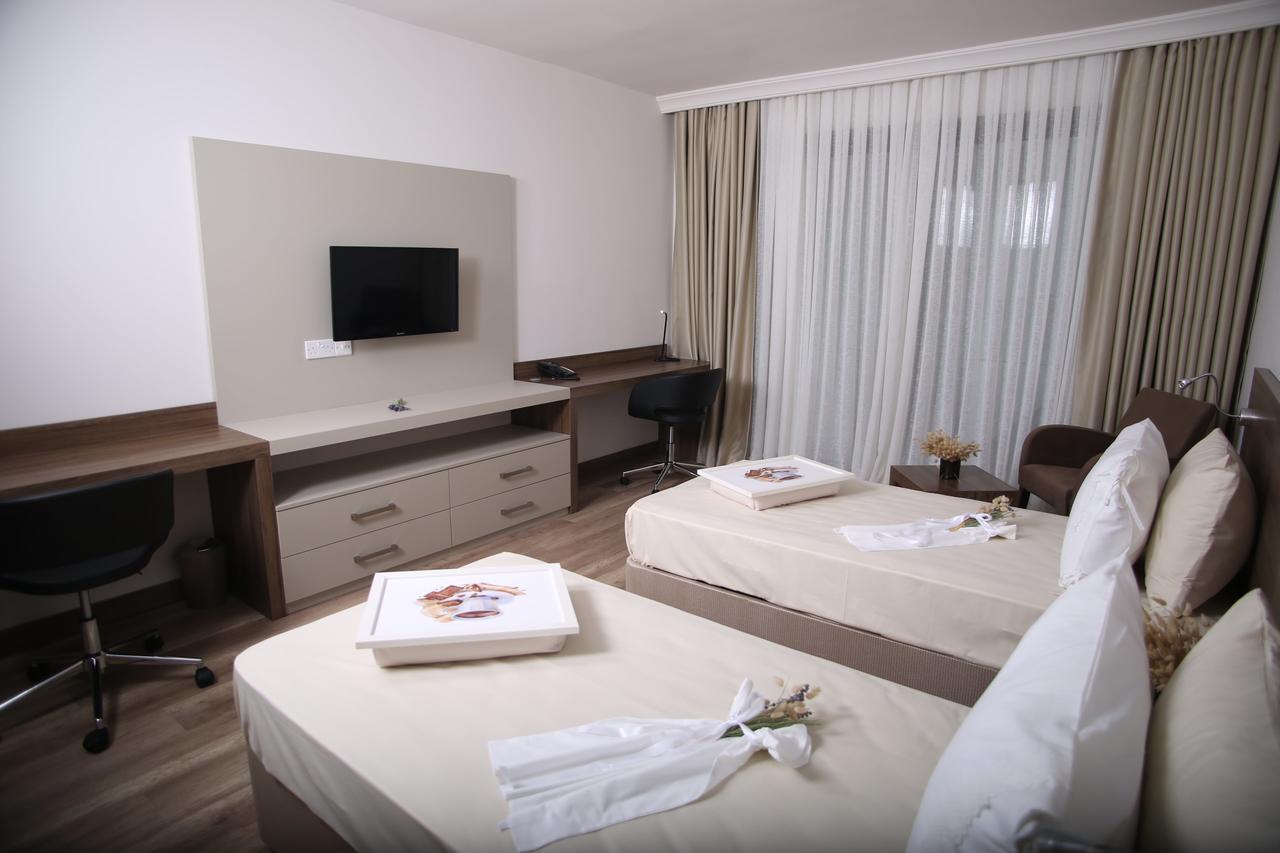 Lavanta Residence ไคริเนีย ภายนอก รูปภาพ