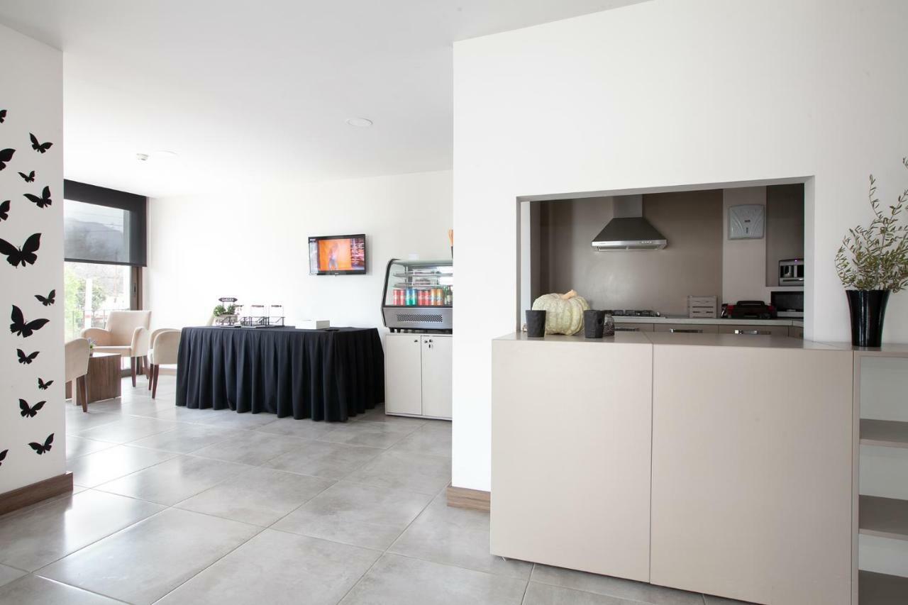 Lavanta Residence ไคริเนีย ภายนอก รูปภาพ